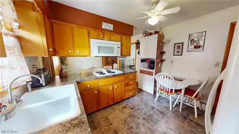 2224 W 7th St, Ashtabula, OH 44004 photo 10
