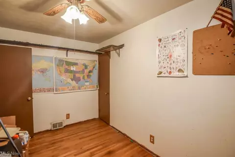 29947 Regent Rd, Wickliffe, OH 44092 photo 8