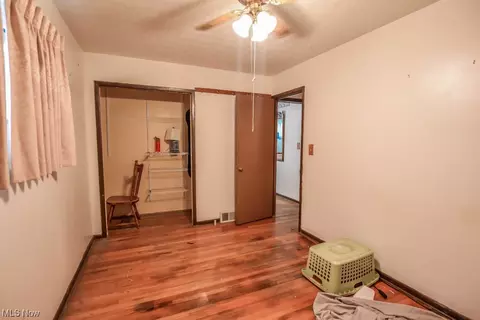 29947 Regent Rd, Wickliffe, OH 44092 photo 11