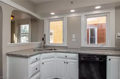 2209 Brookview Blvd, Parma, OH 44134 photo 8
