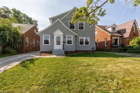 2209 Brookview Blvd, Parma, OH 44134 photo 1