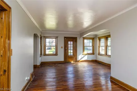 2209 Brookview Blvd, Parma, OH 44134 photo 3
