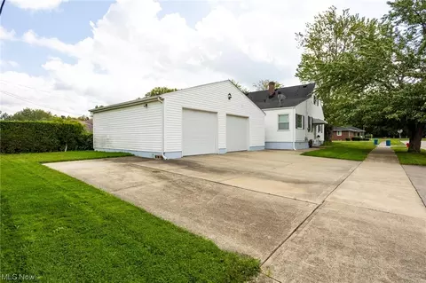 2503 E 35th St, Lorain, OH 44055 photo 6