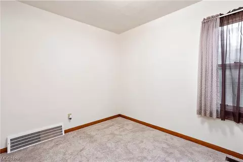 2503 E 35th St, Lorain, OH 44055 photo 25