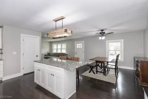 5465 Harmony Ln, Willoughby, OH 44094 photo 6