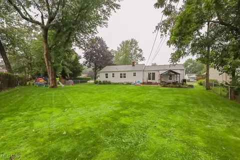 5465 Harmony Ln, Willoughby, OH 44094 photo 25