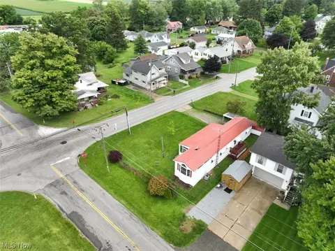 405 E Main St, Dalton, OH 44618 photo 2
