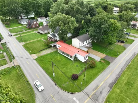 405 E Main St, Dalton, OH 44618 photo 3