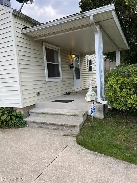 91 Dellenberger Ave, Akron, OH 44312