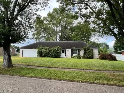 1124 2nd St SW, New Philadelphia, OH 44663