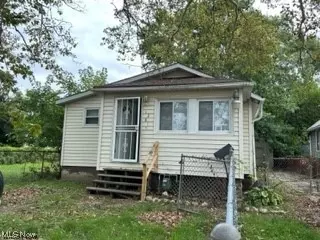 1281 E 168th St, Cleveland, OH 44110
