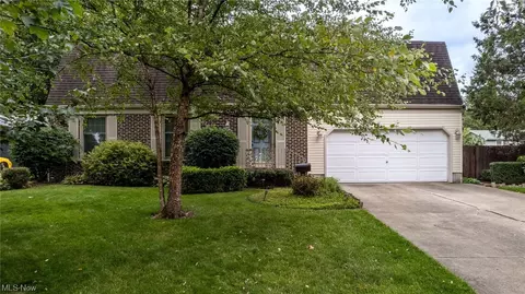 5075 Simon Rd, Youngstown, OH 44512