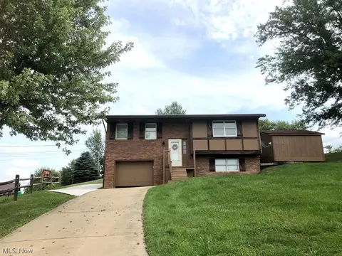 756 Northview Rd, Wellsburg, WV 26070
