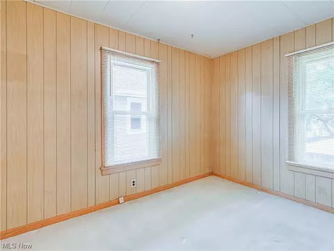 103 E Mapledale Ave, Akron, OH 44301 photo 21