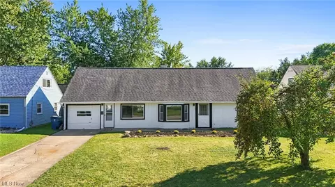 4870 Northwood Dr, Sheffield Lake, OH 44054