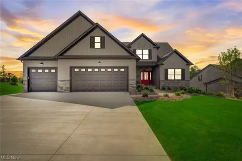 2720 Torrey Pine Dr, Medina, OH 44256