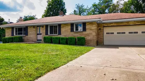 232 Laurel Dr, Weirton, WV 26062 photo 2