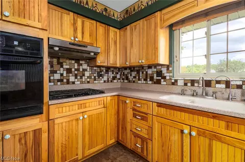232 Laurel Dr, Weirton, WV 26062 photo 17