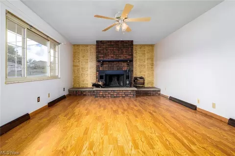 232 Laurel Dr, Weirton, WV 26062 photo 12