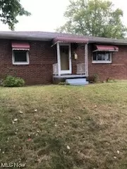 766 14th St SE, Massillon, OH 44646