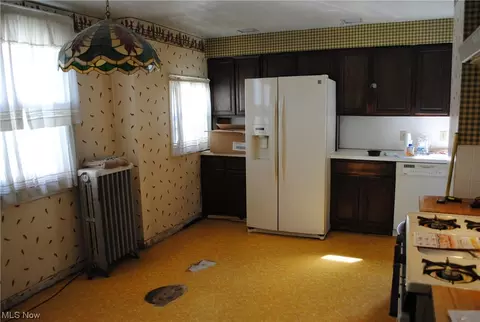 1768 E 31st St, Lorain, OH 44055 photo 9
