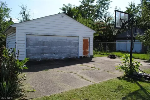 1768 E 31st St, Lorain, OH 44055 photo 21