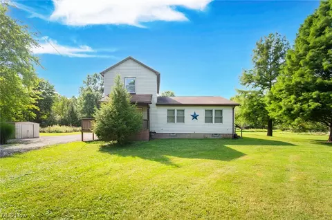 1220 Coitsville Hubbard Rd, Youngstown, OH 44505
