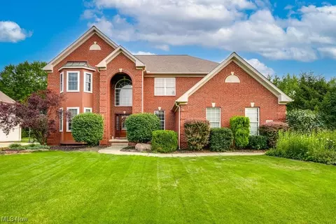 3133 Abrams Dr, Twinsburg, OH 44087