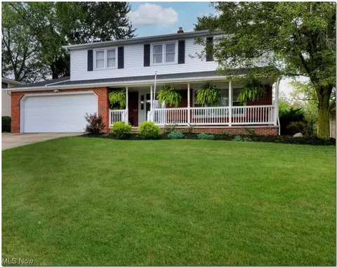 7259 Barton Hill Dr, Parma, OH 44129