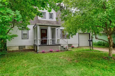 332 E Crain Ave, Kent, OH 44240 photo 2