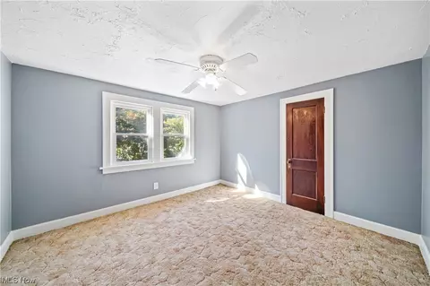 21701 Ivan Ave, Euclid, OH 44123 photo 18