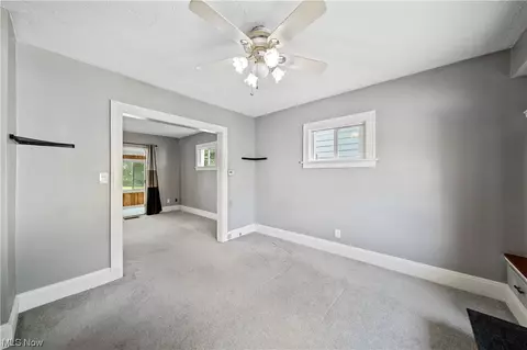 21701 Ivan Ave, Euclid, OH 44123 photo 7