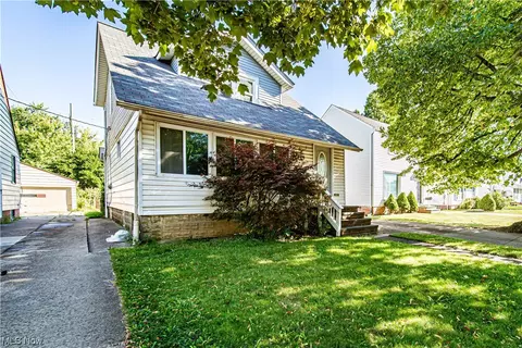 21701 Ivan Ave, Euclid, OH 44123 photo 34