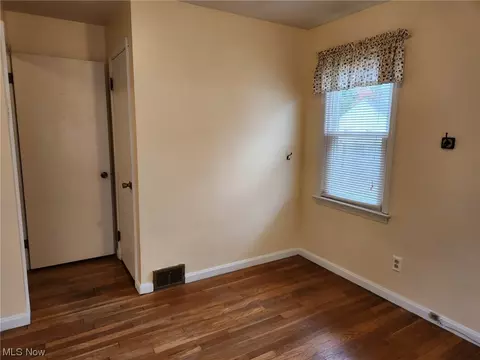 5814 Morningside Dr, Parma, OH 44129 photo 19