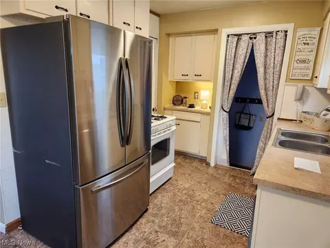 5814 Morningside Dr, Parma, OH 44129 photo 14