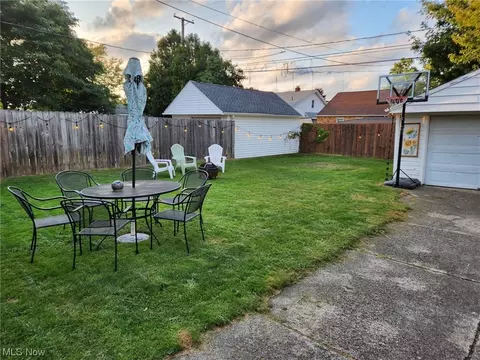 5814 Morningside Dr, Parma, OH 44129 photo 23