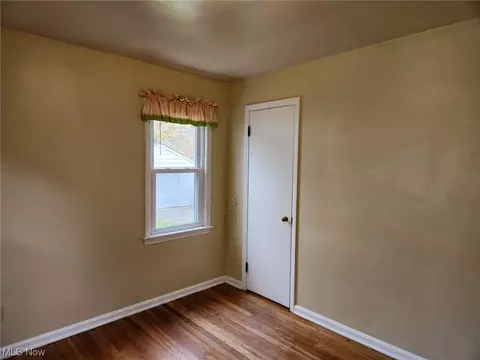 5814 Morningside Dr, Parma, OH 44129 photo 18