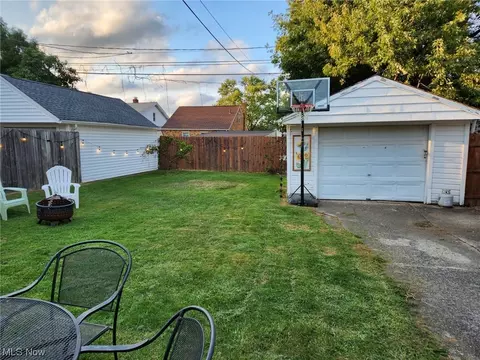 5814 Morningside Dr, Parma, OH 44129 photo 24