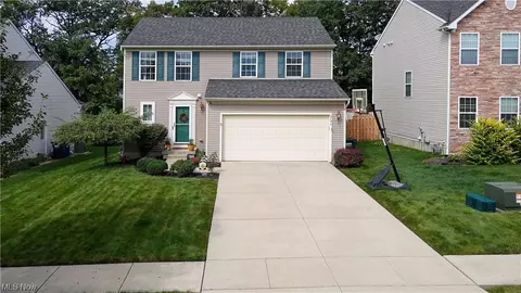 8794 Kelly Ln, Streetsboro, OH 44241