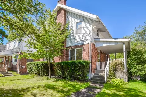 606 Lindell St, Akron, OH 44305