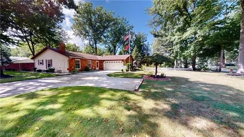7608 Bellflower Rd, Mentor, OH 44060