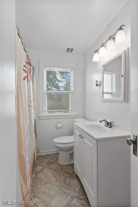 52 Aylesboro Ave, Youngstown, OH 44512 photo 10