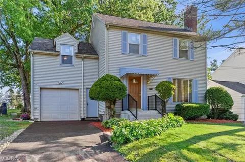 739 Pineview Ave, Youngstown, OH 44511