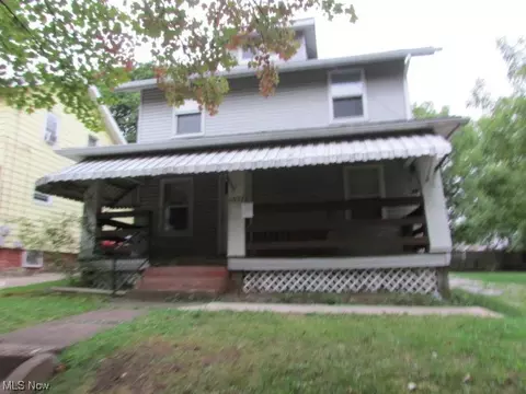 1099 Murray Ave, Akron, OH 44310 photo 2