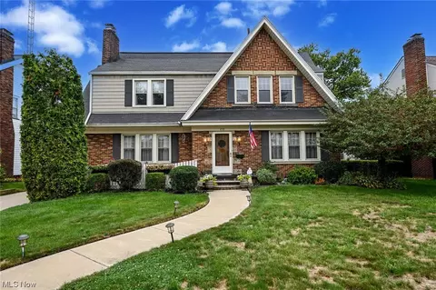 233 Poplar Ave NW, Canton, OH 44708 photo 2