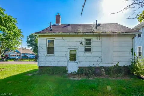 607 Webster Ave NE, Canton, OH 44704 photo 12