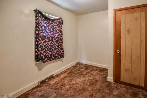 607 Webster Ave NE, Canton, OH 44704 photo 6