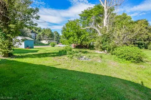 607 Webster Ave NE, Canton, OH 44704 photo 11
