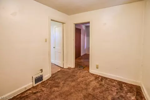 607 Webster Ave NE, Canton, OH 44704 photo 7