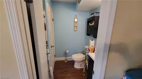 1228 W 9th St, Ashtabula, OH 44004 photo 10
